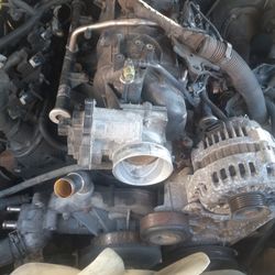 2006 Chevy Motor 5.3 $750