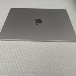 MacBook Air 15”