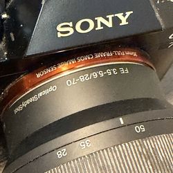 Sony SEL2870 28-70mm f/3.5-5.6 E-Mount Standard Zoom Auto & Manual Lens
