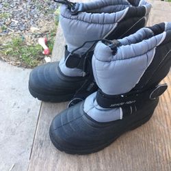 Kids snow boots