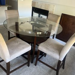 Glass Kitchen Table And Chairs