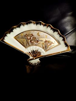 Vintage Art Of Choking Fan Wall Decor