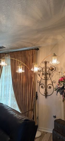 Floor lamp