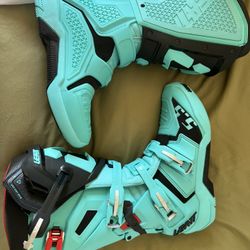 Leatt 5.5 Flex Lock Motocross Boots