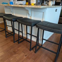 4 Bar Stools -Counter Height 