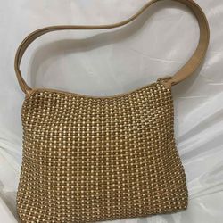 Nine West Woven Straw-Style Shoulder Bag – Neutral Tan with Faux Leather Strap