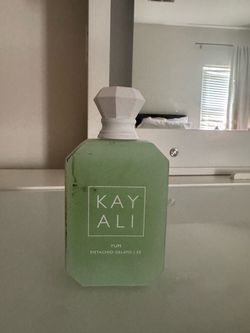 Kayali yum pistashio gelato