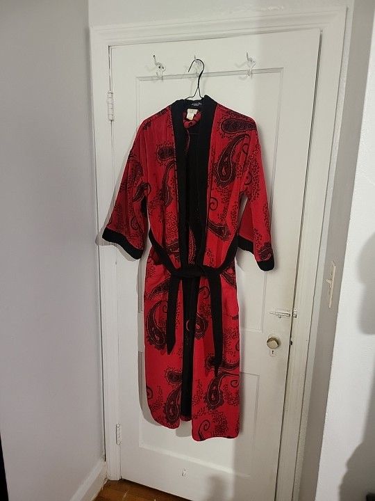 Vintage Christian Dior Robe Large Red & Black W/ Belt