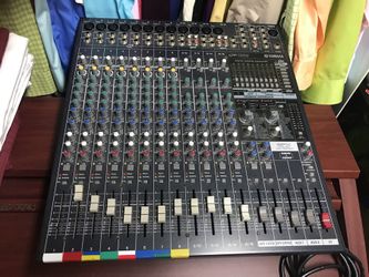 Like new EMX Powered Mixer Board 16 channel
