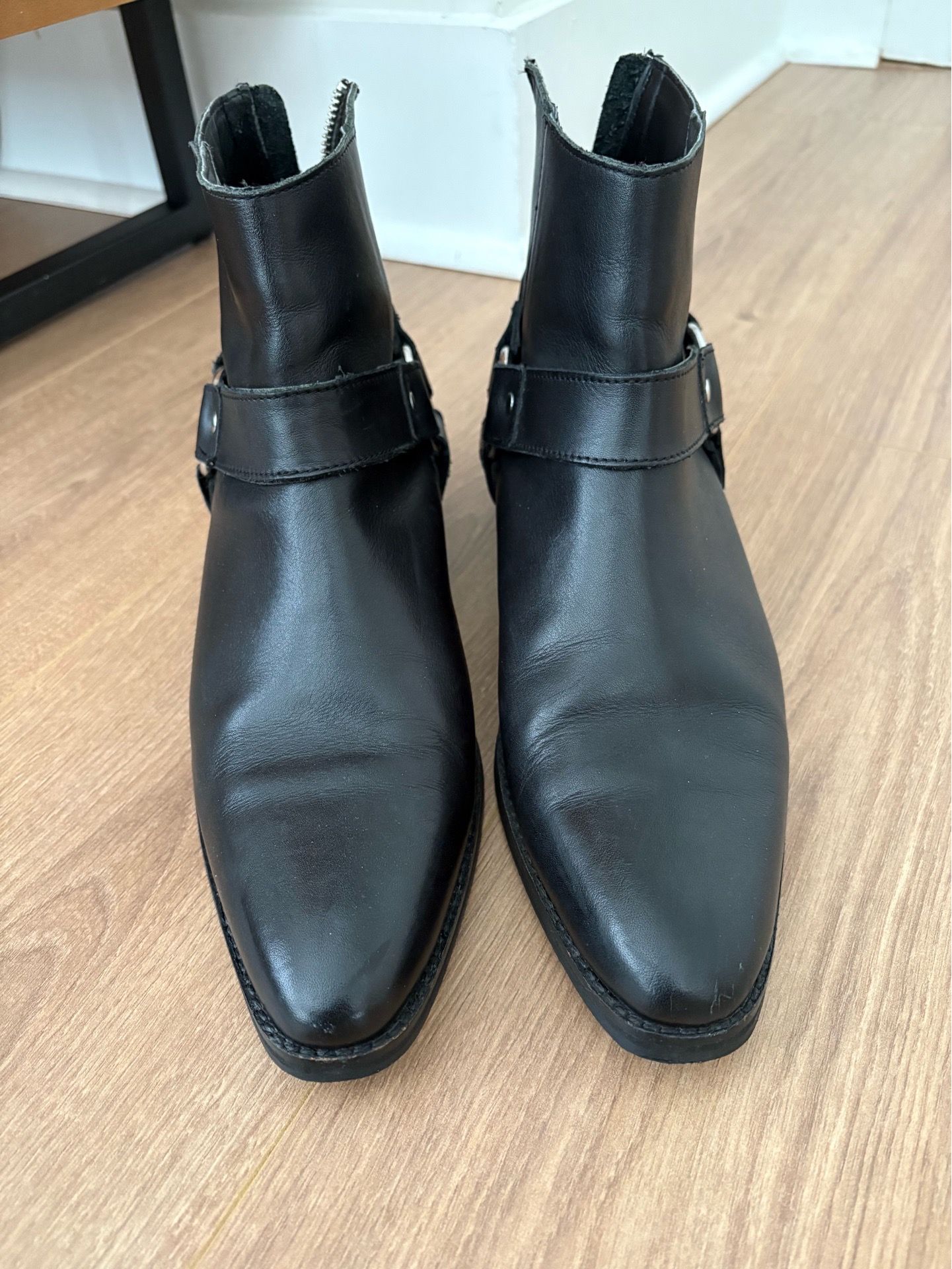 Size 8 (USA ) ASOS design Cuban heel western Chelsea black color boots .