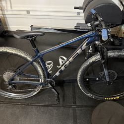 Trek Pro Caliber 9.6 Mountain Bike 
