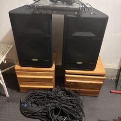 Samson Speakers With Amp And Cords 