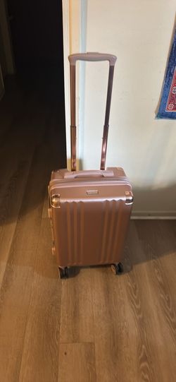 Suitcase carryon capacity 10 pounds