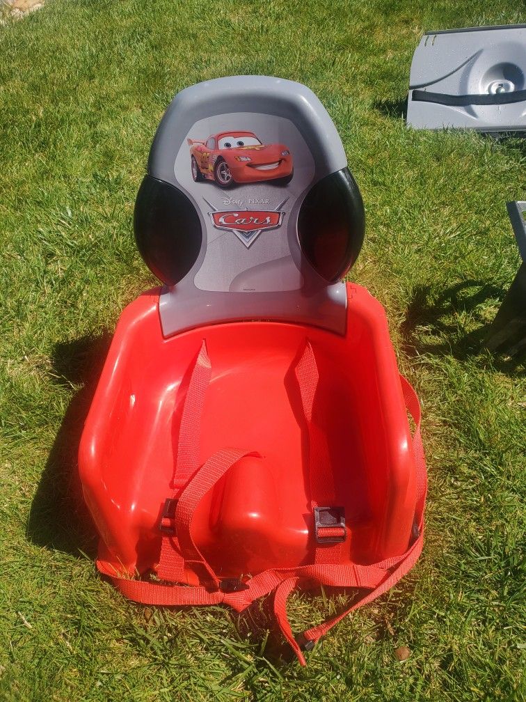 Red Cars Movie Booster Seat...has Straps To Buckle Child In..good Condition