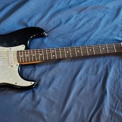 Black Squier Stratocaster 