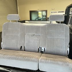 02 Toyota Tundra Access Cab Rear Seats Grey