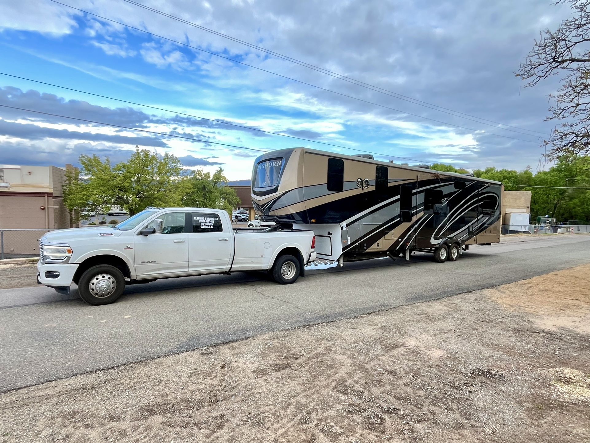 5th Wheel Transport/ TOW