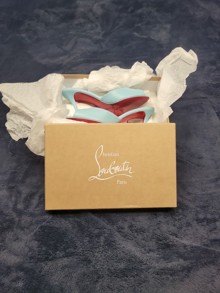 CHRISTIAN LOUBOuTIN