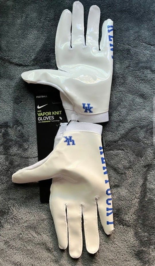 Nike College Gloves