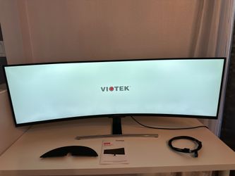 Ultra-Wide Gaming Monitor