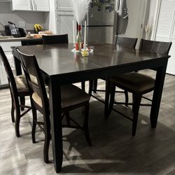 Kitchen Table 