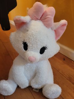 Marie plushie