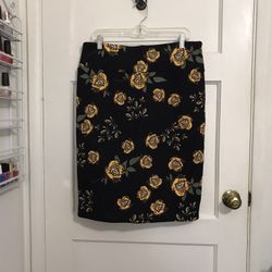 LuLaRoe Ladies Skirt 💐 