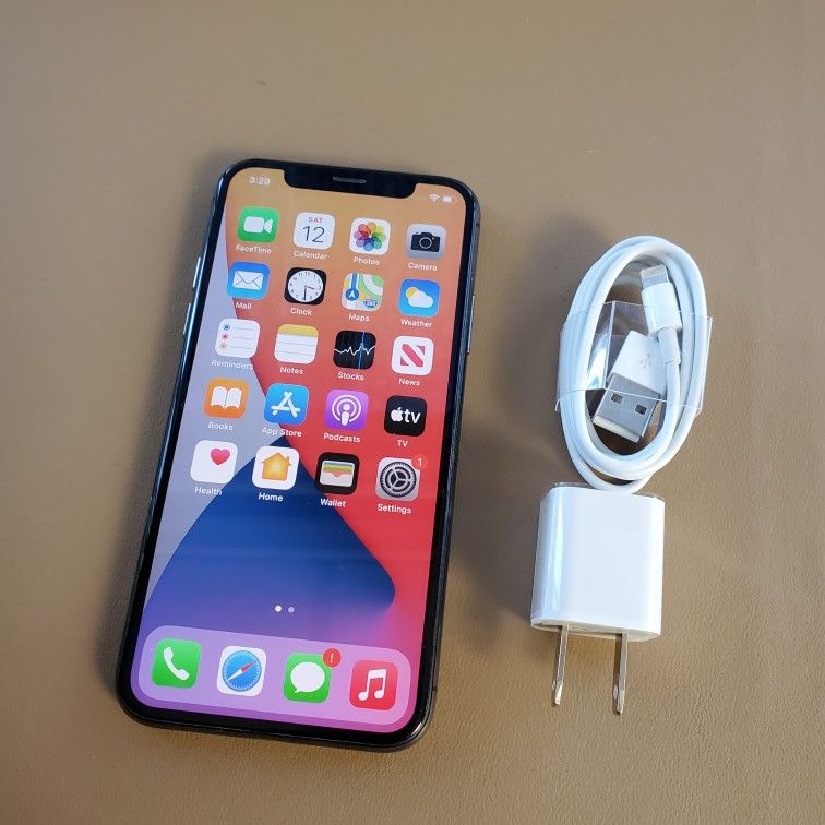 iPhone X - UNLOCKED - Like New