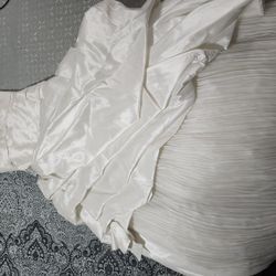 La Sposa Wedding Gown 