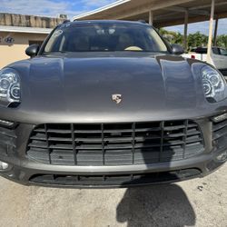 2016 Porsche Macan