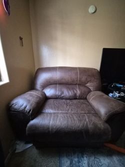 Free L shaped couches and Big Boy Recliner