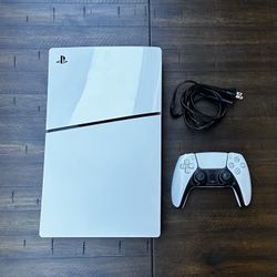 PS5 Slim Disc 1TB – Almost New, Box Included
