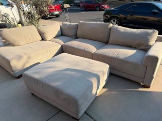 Sectional sofa