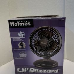 Holmes Lil Blizzard Fan HAOF87BLZ  Oscillating 2 Speed Compact Stylish In Box