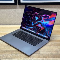 2023 16” MacBook Pro - M2 Max - 64GB - 500GB - 30-Core GPU