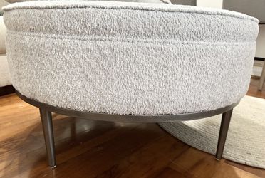 Ottoman 34" x 18"