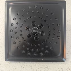 DELTA H2Okinetic 3-Spray Square Raincan Shower Head 1.75 GPM - MATTE BLACK