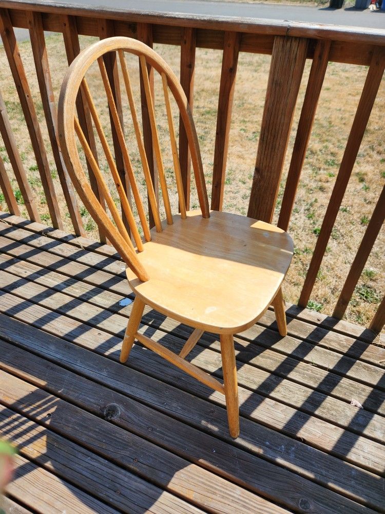 Free Dinning Chair