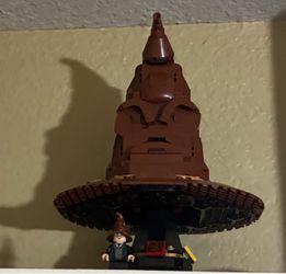 LEGO Harry Potter Talking Sorting Hat 76429 – Built Display Model & Minifigure