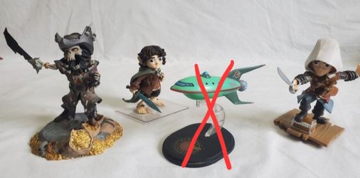 TONS of Cool Gamer/ Fun items, Figures, Legos, Toys And More!