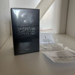Spicebomb Dark Leather Viktor Wolf Edp