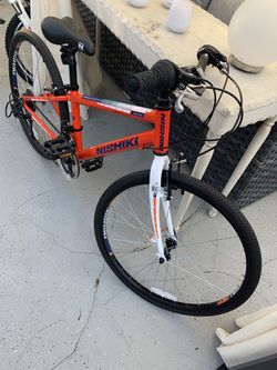 New Nishiki Boys Manitoba 24 Hybrid Bike located in encino for Sale in Los Angeles CA OfferUp