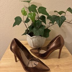 Aldo Women Heels size 7.5
