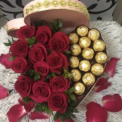 ❤️🌹FRESH ROSES IN AN ELEGANT BOX FOR VALENTINE’S DAY❤️🌹🌹🌹❤️