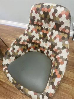 NaughtOne Always Chair - Needs Legs!