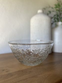 Princess House Fantasia 10" Salad Bowl