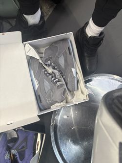 Wolf Grey 5s