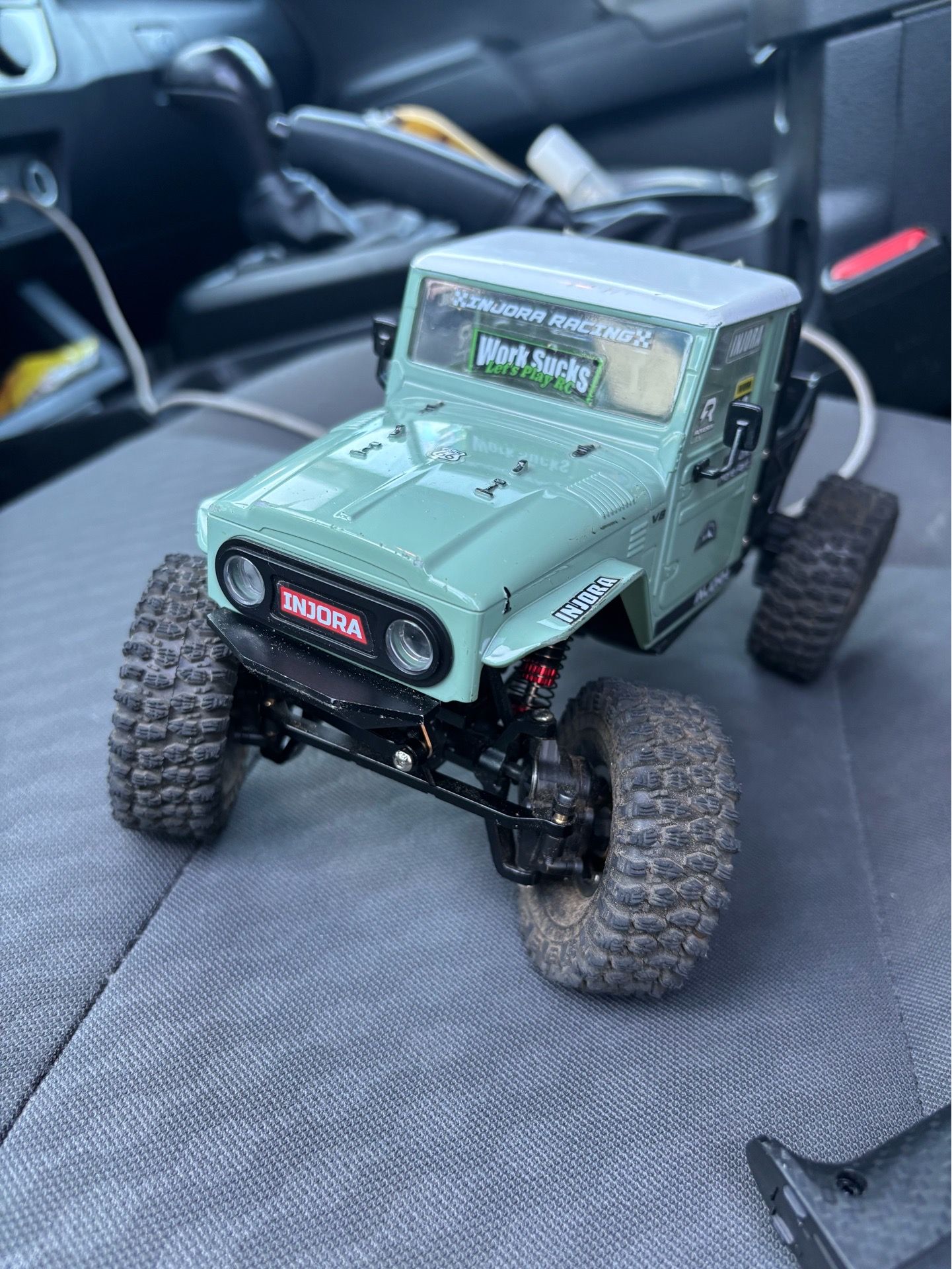 Redcat Ascent 18 RC crawler