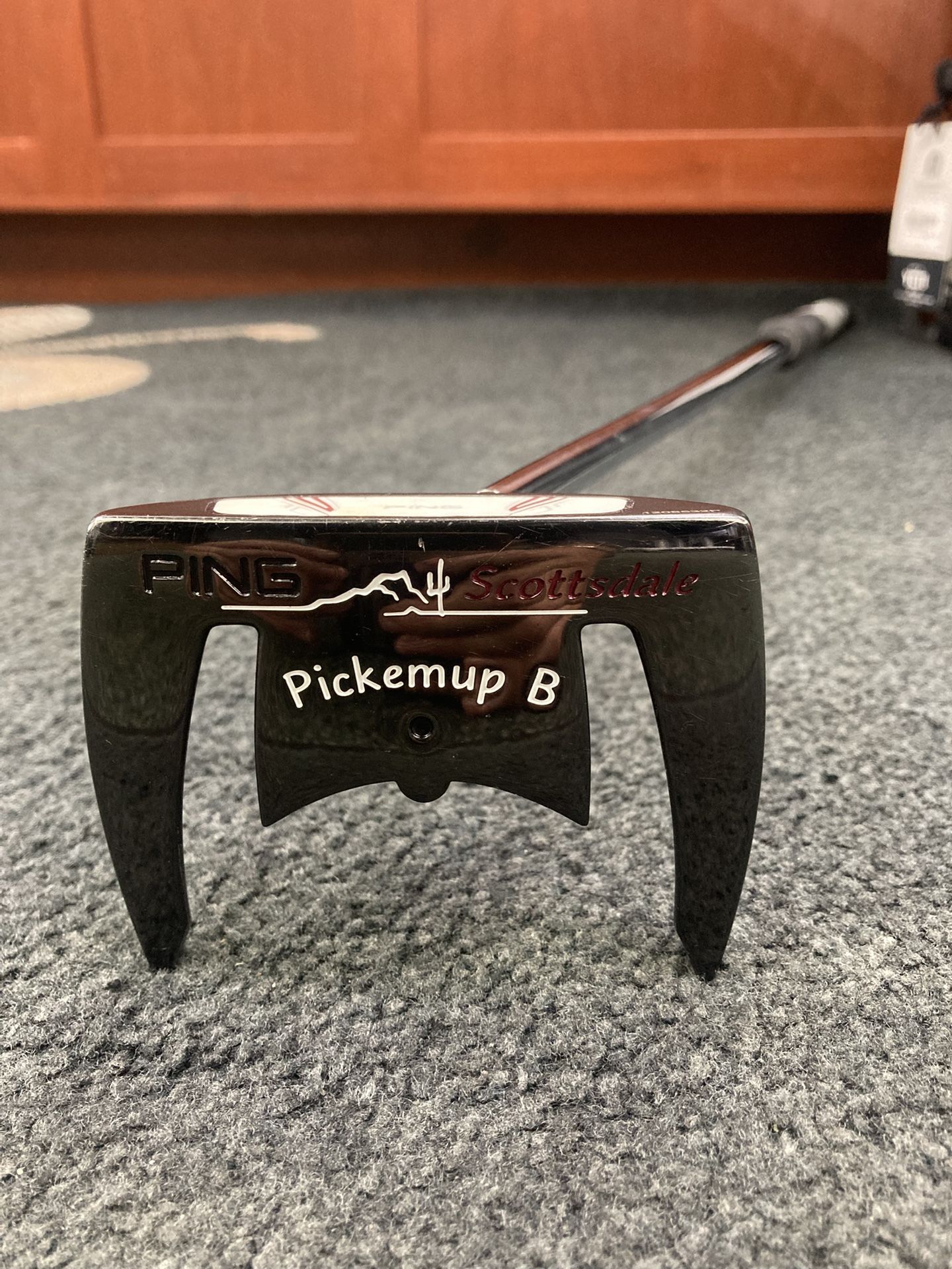 Ping Scottsdale Pickemup B Center Shafted Putter (36’) With Extended Grip (RH)