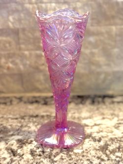 VTG Fenton  Pink Iridescent Carnival Glass Vase the Pink Pearl Collection 8.5”